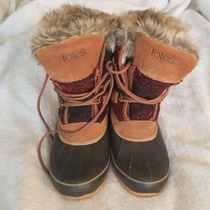 Totes Red & Black Plaid Snow Duck Boots
